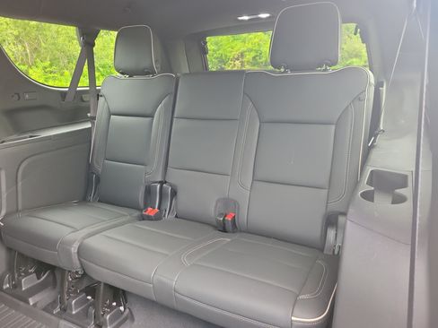 Used 2026 GMC Yukon XL Elevation w/ Elevation Premium Package AWD/4WD image 17