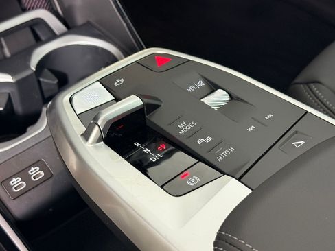 Used 2026 BMW X1 xDrive28i w/ Technology Package image 22