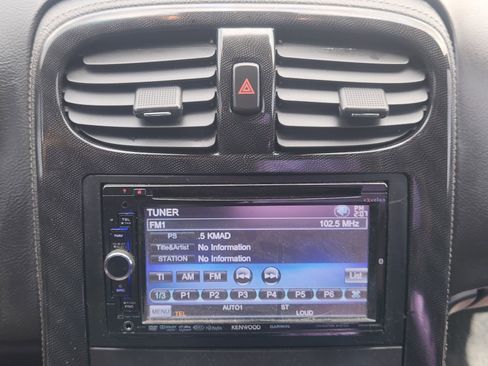 Used 2010 Chevrolet Corvette Coupe w/ Preferred Equipment Group image 17