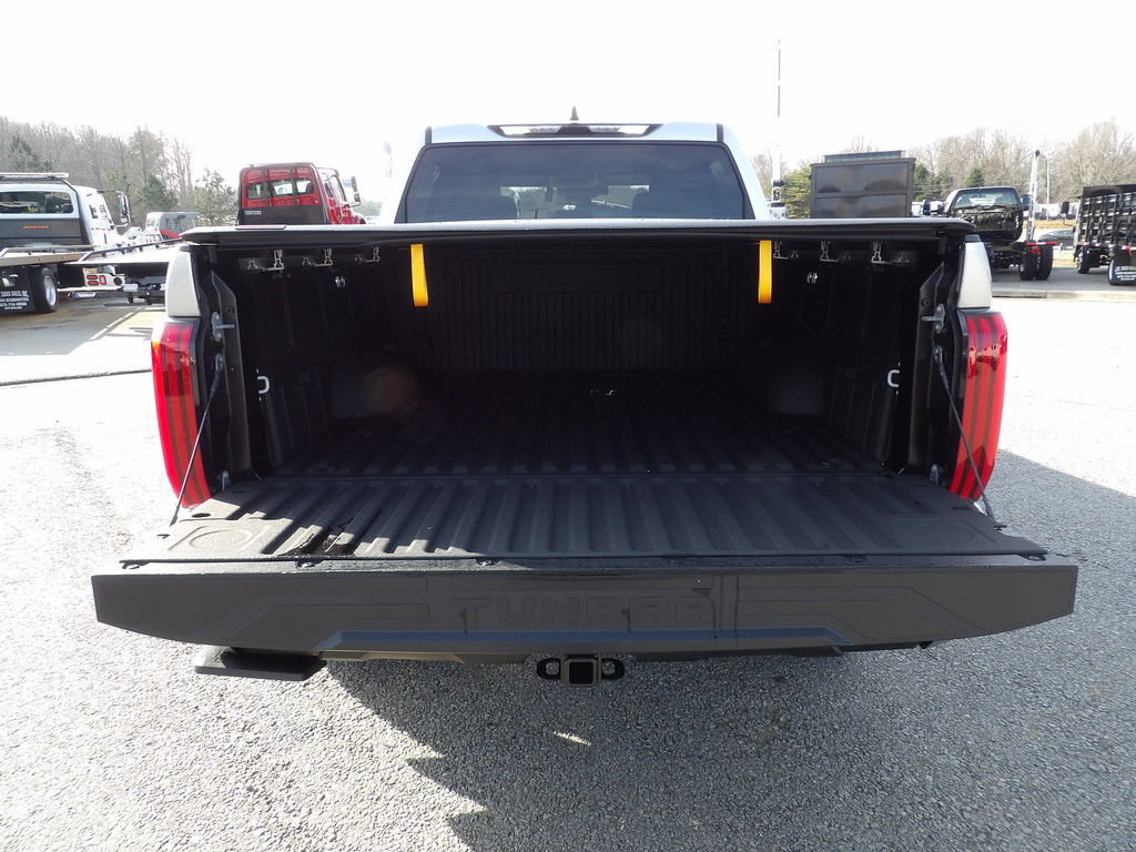 Used 2024 Toyota Tundra SR5 AWD/4WD image 50