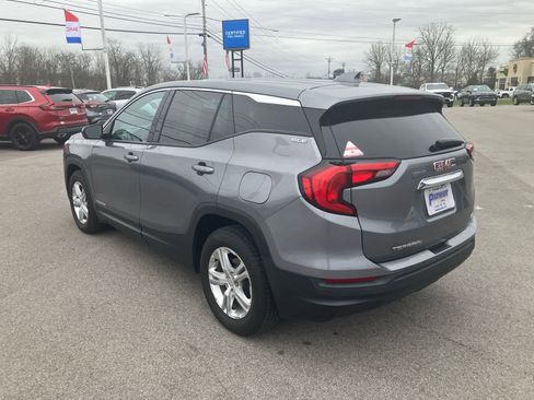 Used 2020 GMC Terrain SLE image 6