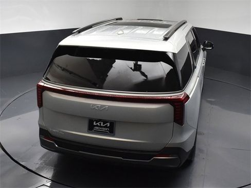 Certified 2025 Kia Carnival SX Prestige image 52