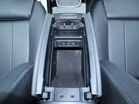 Used 2025 Mercedes-Benz CLA 250 image 20