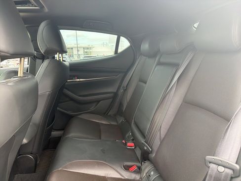 Used 2021 MAZDA MAZDA3 s image 3