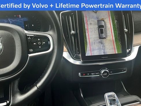 Used 2025 Volvo XC90 B6 Plus AWD/4WD image 29