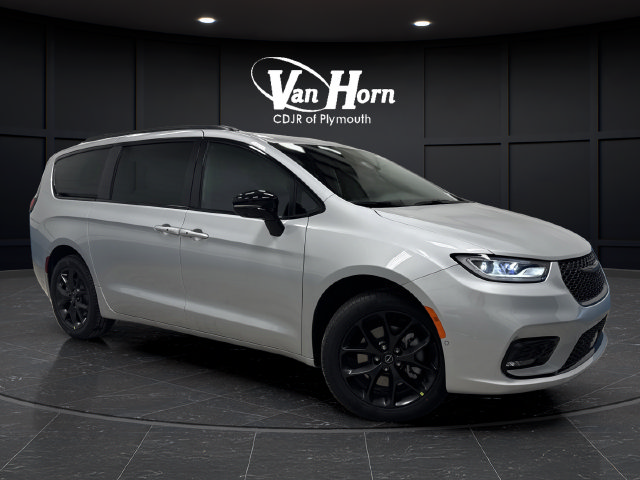 New 2026 Chrysler Pacifica Select w/ S Appearance Package AWD/4WD image 39