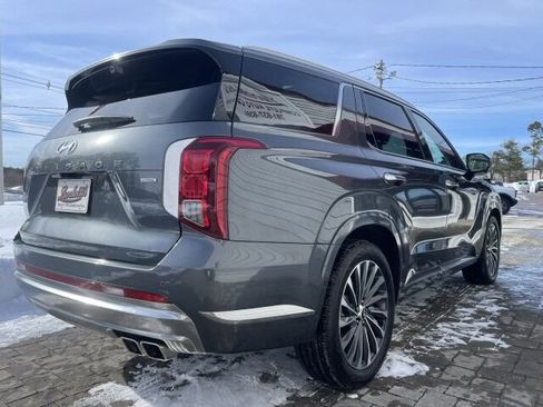 Used 2025 Hyundai Palisade Calligraphy image 4