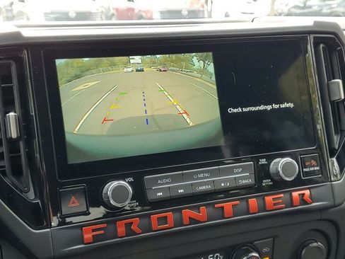 Certified 2025 Nissan Frontier PRO-4X w/ Interior Protection Package AWD/4WD image 16