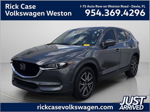 Used 2018 MAZDA CX-5 Touring w/ Preferred Equipment Package FWD image 1