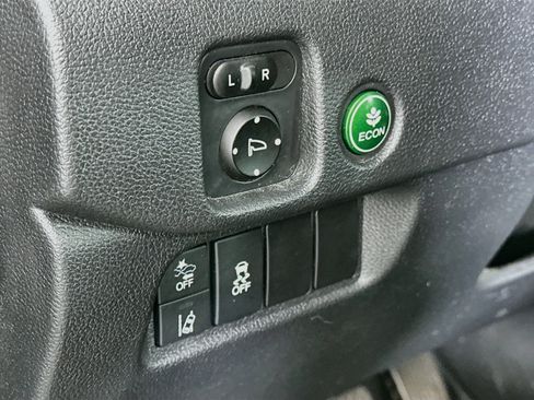 Used 2019 Honda Passport Sport image 16