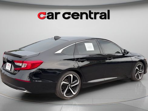 Used 2022 Honda Accord Sport image 5