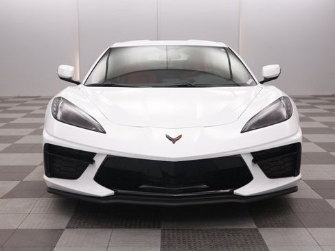 Used 2022 Chevrolet Corvette Stingray Coupe w/ Z51 Performance Package RWD image 5