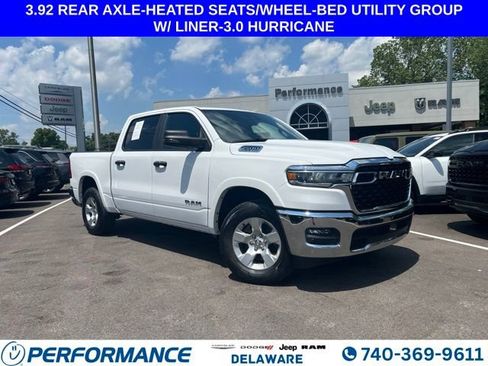 Used 2025 RAM 1500 Big Horn AWD/4WD image 1