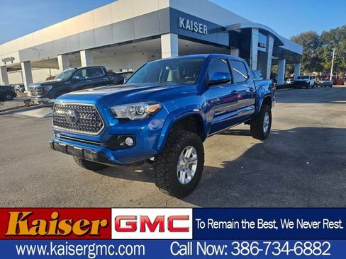 Used 2018 Toyota Tacoma SR5 image 1