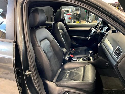 Used 2018 Audi Q3 2.0T Premium image 11