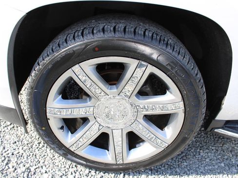 Used 2020 Cadillac Escalade ESV Premium Luxury AWD/4WD image 31