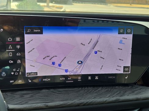 Used 2025 Audi Q5 Premium w/ Convenience Package image 19