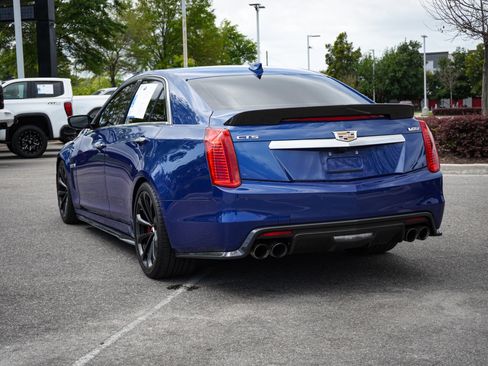 Used 2019 Cadillac CTS V w/ Carbon Fiber Package image 10