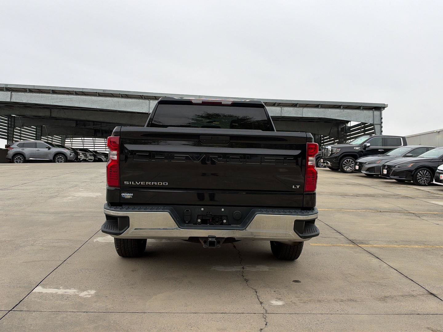 Used 2021 Chevrolet Silverado 1500 LT AWD/4WD image 4