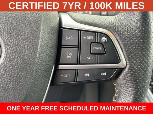Used 2022 Toyota Sienna XLE Woodland Edition AWD/4WD image 25