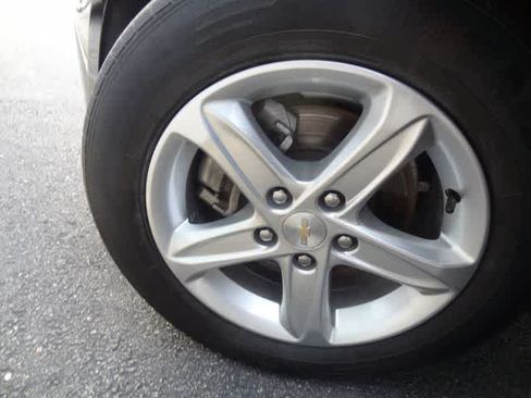 Used 2023 Chevrolet Malibu LT FWD image 31