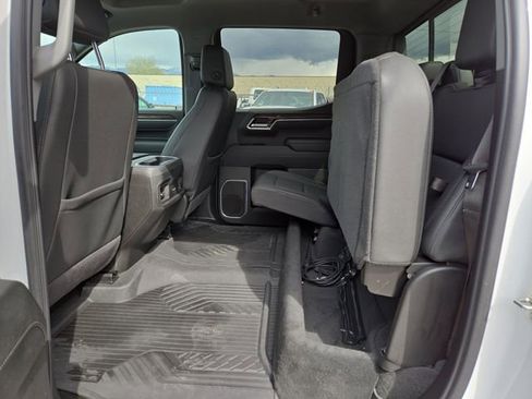 Used 2025 Chevrolet Silverado 1500 RST AWD/4WD image 32