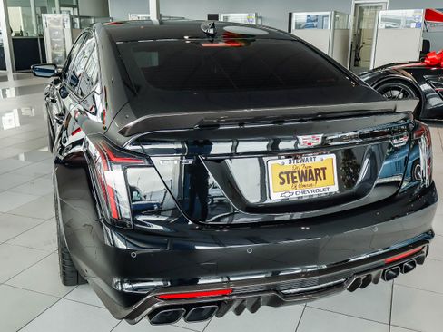 Used 2024 Cadillac CT5 V Blackwing w/ Carbon Fiber Package 2 image 20