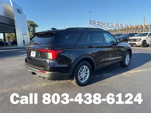 New 2026 Ford Explorer Active image 3