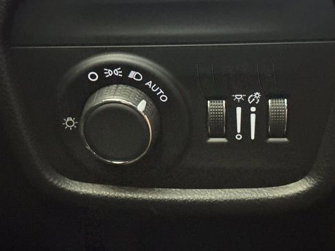 Used 2022 Jeep Grand Cherokee L Laredo AWD/4WD image 33