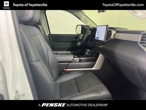 Used 2024 Toyota Tundra Limited AWD/4WD image 5