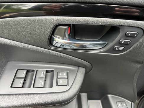 Used 2019 Honda Passport Touring image 12