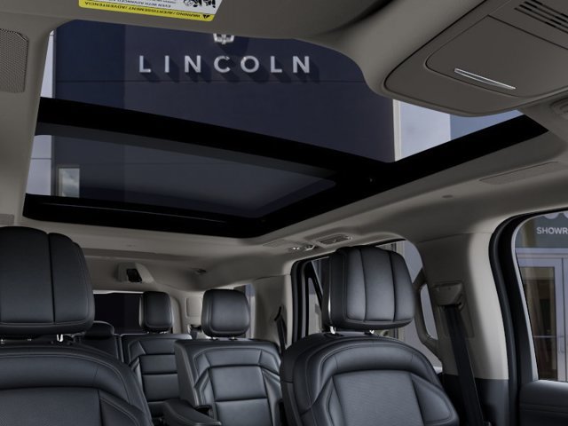 New 2027 Lincoln Navigator Reserve RWD image 22