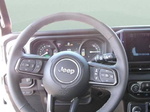 Used 2025 Jeep Wrangler Unlimited Sport S 4xe AWD/4WD image 11