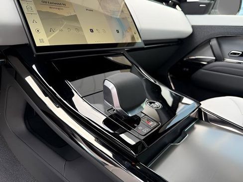 New 2026 Land Rover Range Rover Sport Dynamic SE image 29