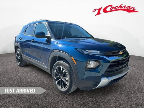 Used 2021 Chevrolet TrailBlazer LT w/ Convenience Package AWD/4WD image 1