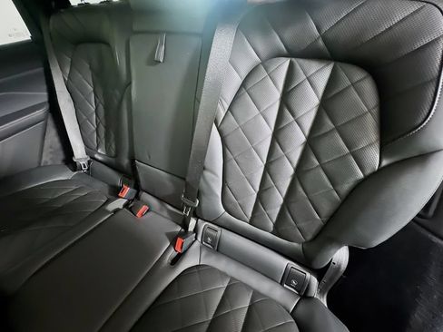 Used 2023 BMW X7 xDrive40i w/ M Sport Package AWD/4WD image 26