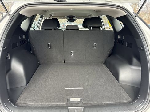 Used 2025 Hyundai Tucson SE image 22