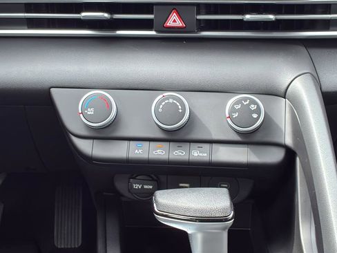 New 2026 Hyundai Elantra SE w/ Cargo Package FWD image 20