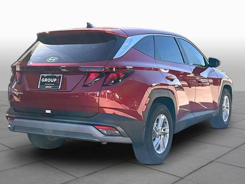 Used 2025 Hyundai Tucson SE FWD image 13