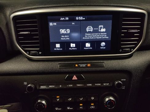 Used 2020 Kia Sportage LX FWD image 25