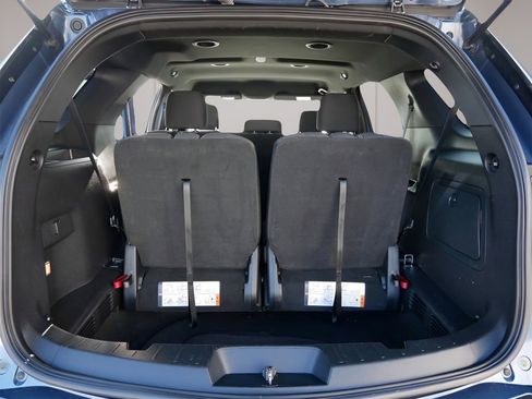 Used 2019 Ford Explorer XLT w/ Class III Trailer Tow Package image 12