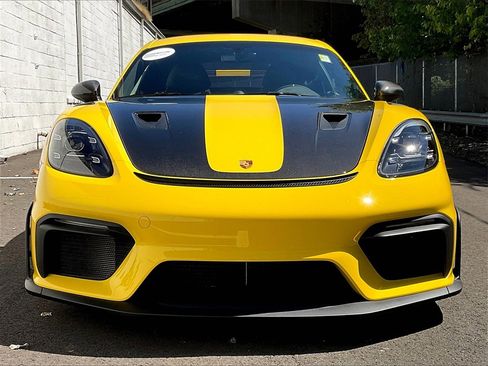 Certified 2025 Porsche 718 Cayman GT4 RS image 8