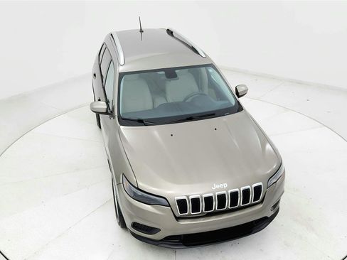 Used 2020 Jeep Cherokee Latitude FWD image 20