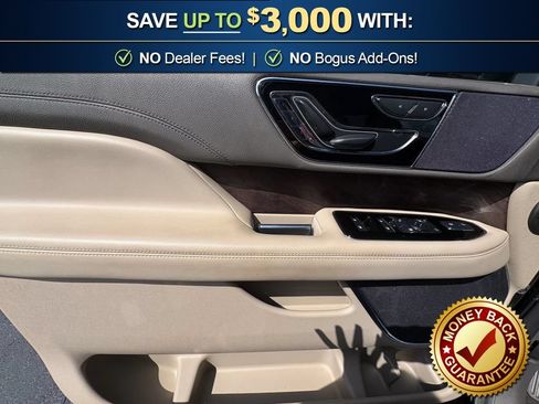 Used 2024 Lincoln Navigator Premiere AWD/4WD image 21