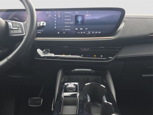 Used 2024 Buick Envision Sport Touring image 14