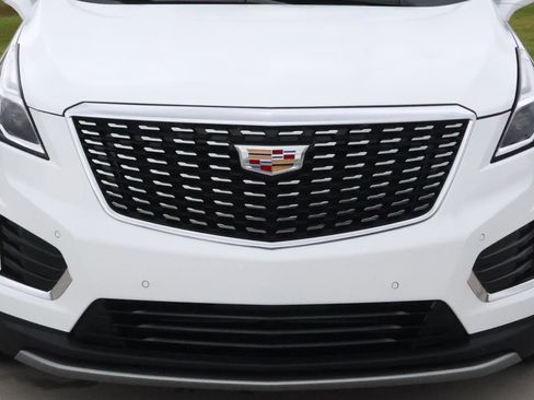 Used 2024 Cadillac XT5 Premium Luxury FWD image 8