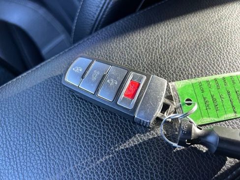 Used 2013 Volkswagen CC Sport Plus image 30