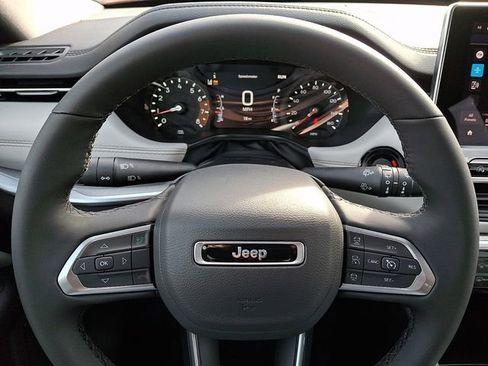 New 2026 Jeep Compass Limited image 13