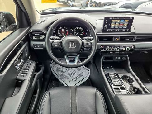 Certified 2025 Honda Pilot EX-L image 14