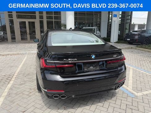 Used 2022 BMW ALPINA B7 xDrive AWD/4WD image 14